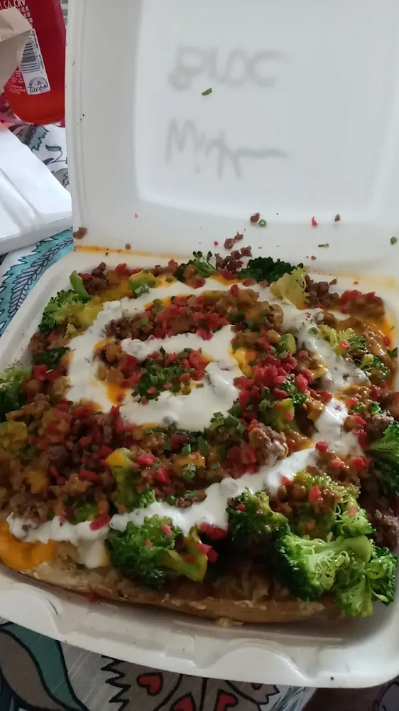Baked Potato w Beef Broccoli and Cheese